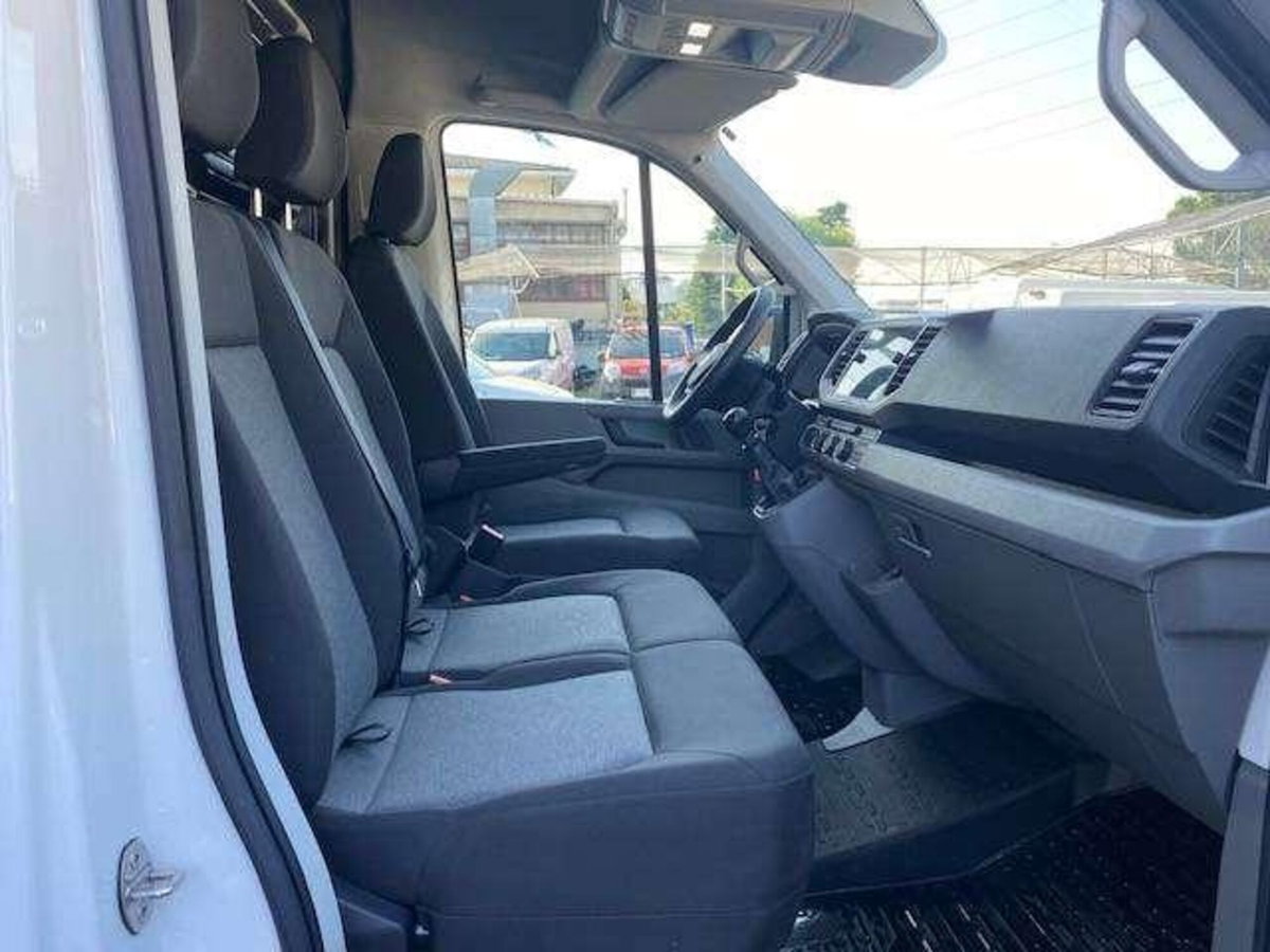 Volkswagen Veicoli Commerciali Crafter Furgone 35 2.0 tdi 140cv L3H3 (8)