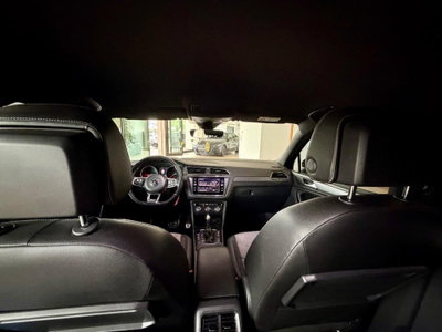 Volkswagen Tiguan 2.0 TDI 150 CV SCR DSG 4MOTION R-Line (12)