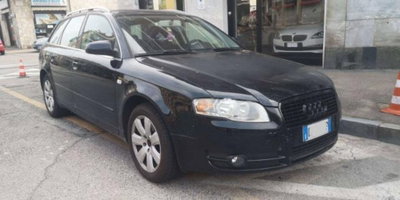 Audi A4 Avant 2.0 16V TDI Top plus (2)