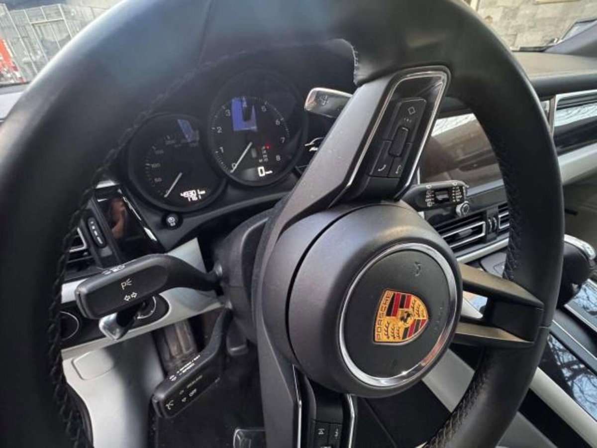 Porsche Macan 2.0 265cv pdk (12)