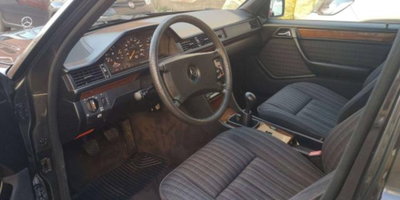 Mercedes-Benz Classe E 200 Executive (12)