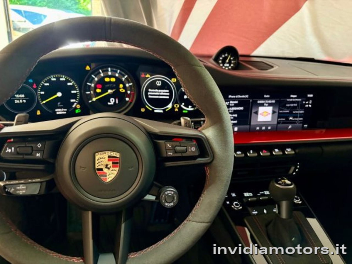 Porsche 911 Coupé 4.0 GT3 (6)