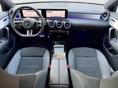 Mercedes-Benz Classe A 200 d Automatic 4Matic Premium (14)