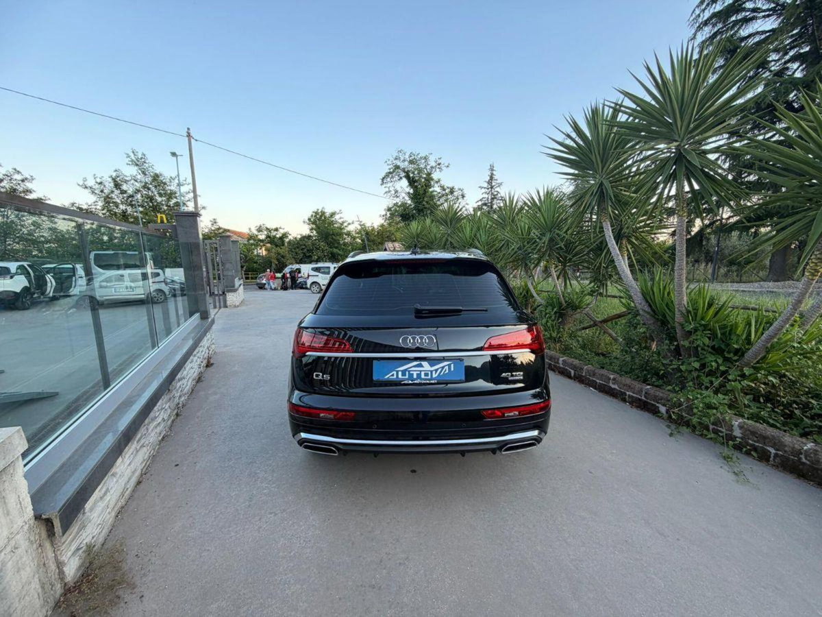 Audi Q5 40 TDI 204 CV quattro S tronic S line plus (5)