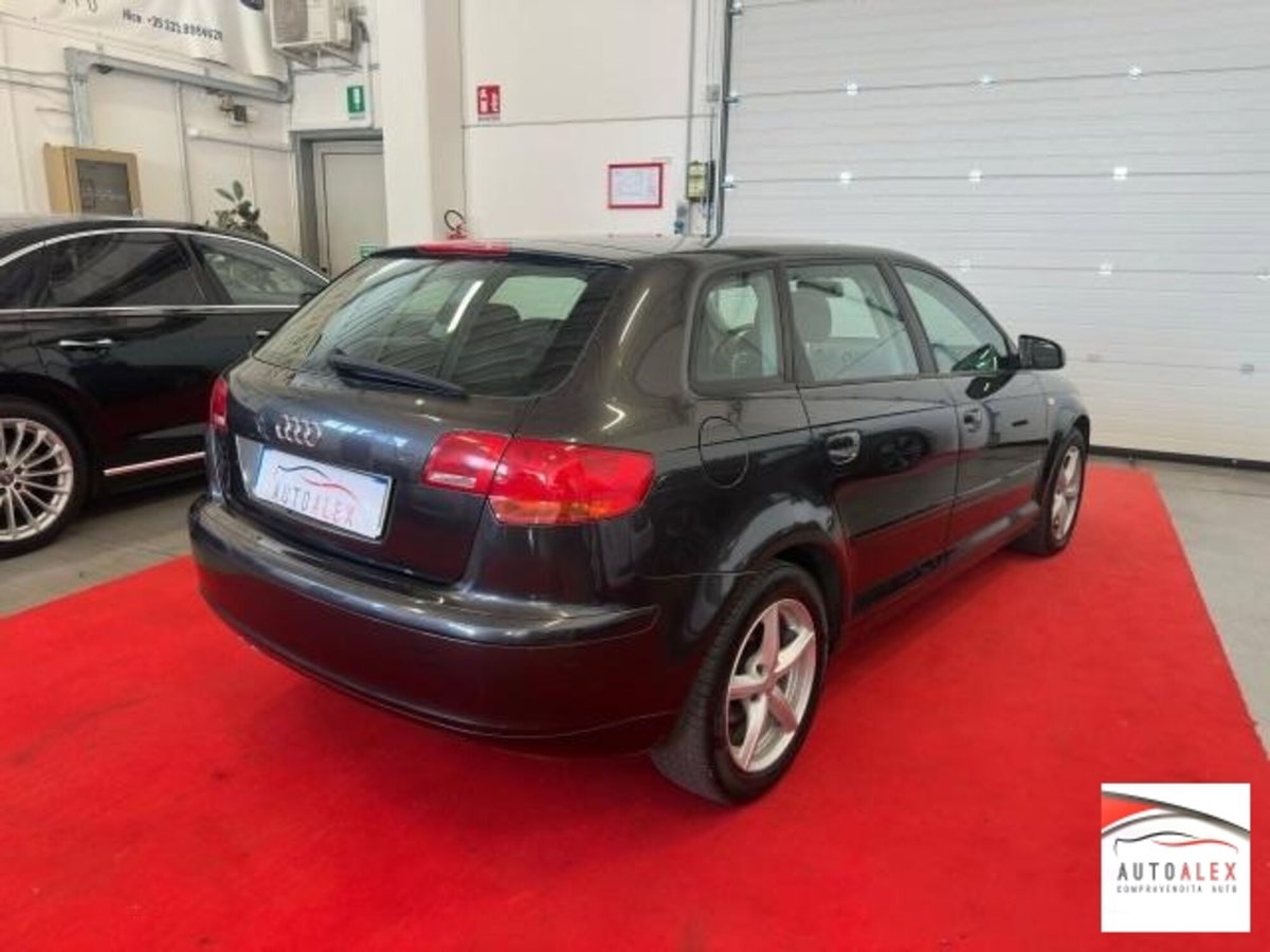 Audi A3 Sportback 2.0 TDI Ambition (6)
