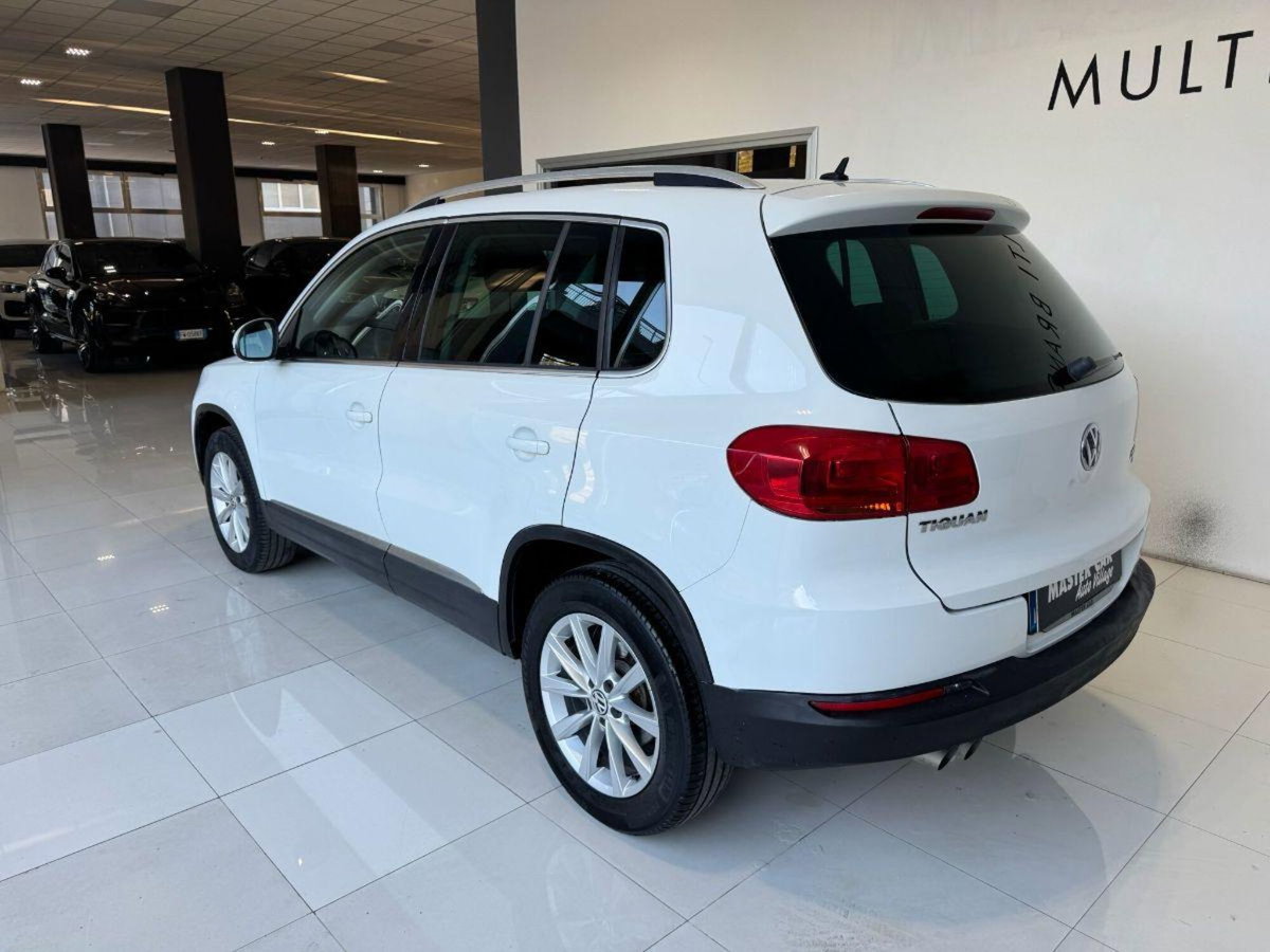 Volkswagen Tiguan 2.0 TDI 140 CV 4MOTION Sport & Style (2)