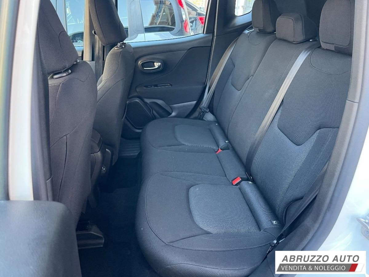 Jeep Renegade 1.6 Mjt 130 CV Business (14)