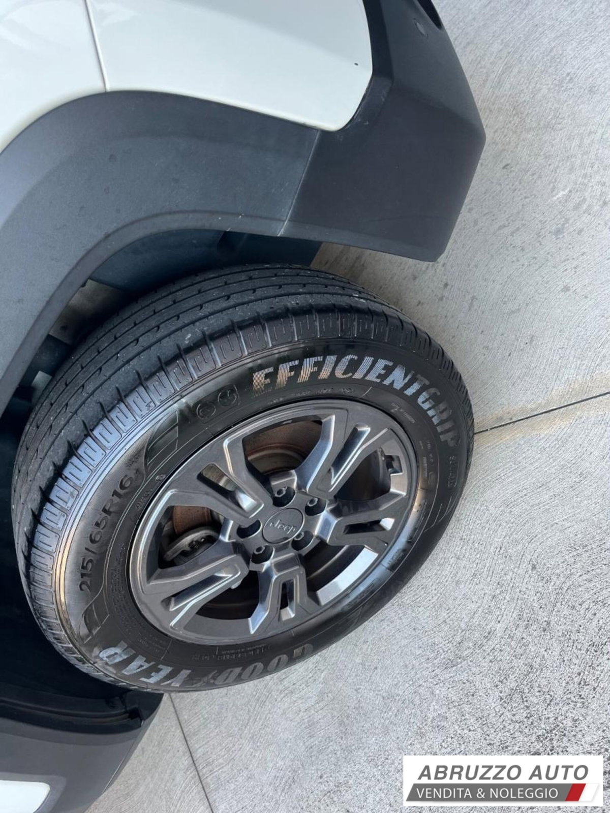 Jeep Renegade 1.6 Mjt 130 CV Business (15)
