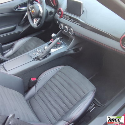 Abarth 124 Spider 1.4 Turbo MultiAir AT 170 CV Scorpione (18)