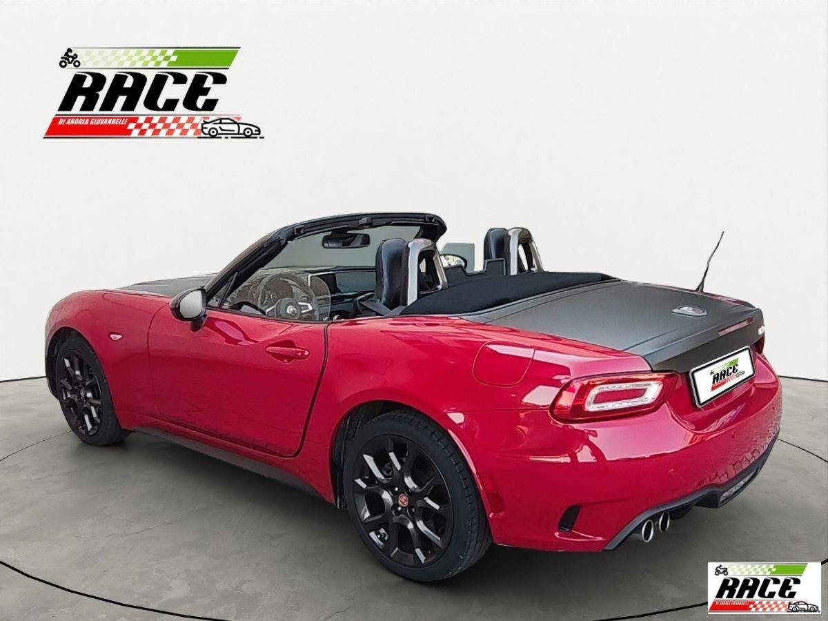 Abarth 124 Spider 1.4 Turbo MultiAir AT 170 CV (4)