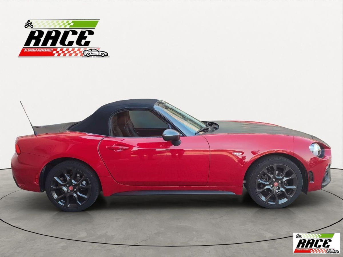 Abarth 124 Spider 1.4 Turbo MultiAir AT 170 CV (7)