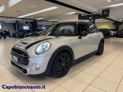 MINI Mini 2.0 Cooper SD Hype 5 porte usata