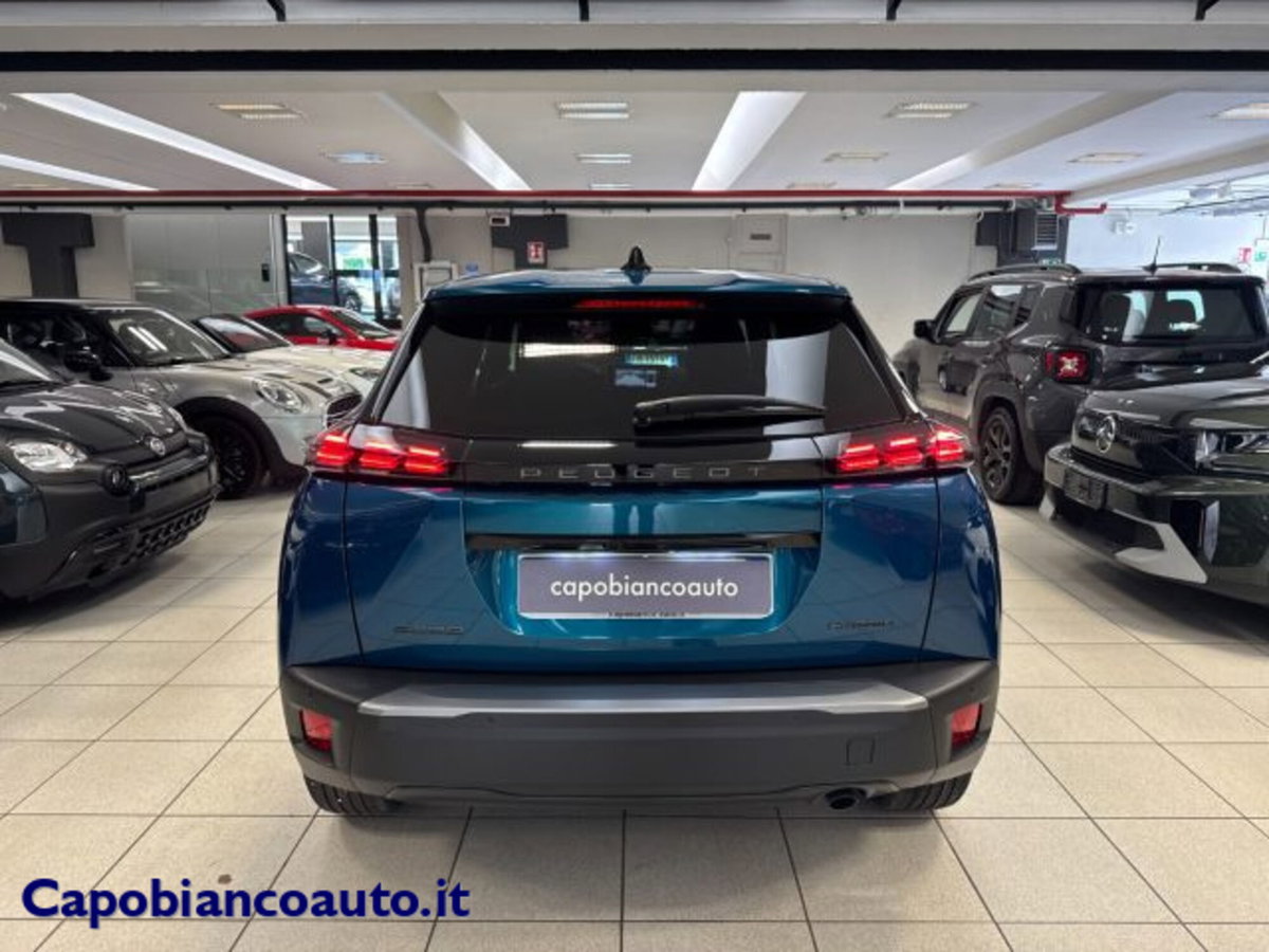 Peugeot 2008 1.2 hybrid Allure 110cv e-dcs6 (7)