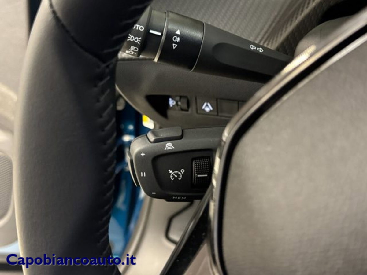 Peugeot 2008 1.2 hybrid Allure 110cv e-dcs6 (14)