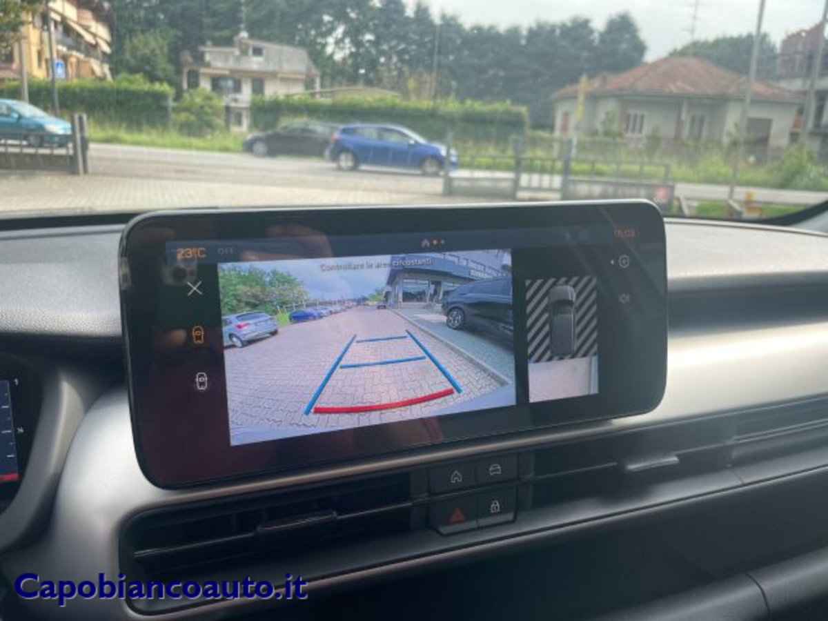 Jeep Avenger 1.2 turbo Summit fwd 100cv (12)