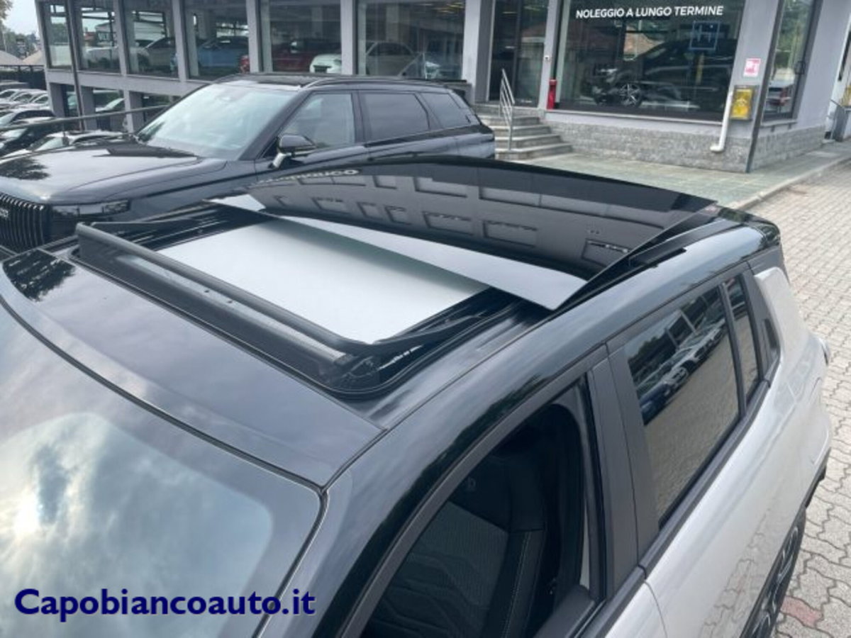 Jeep Avenger 1.2 turbo Summit fwd 100cv (6)