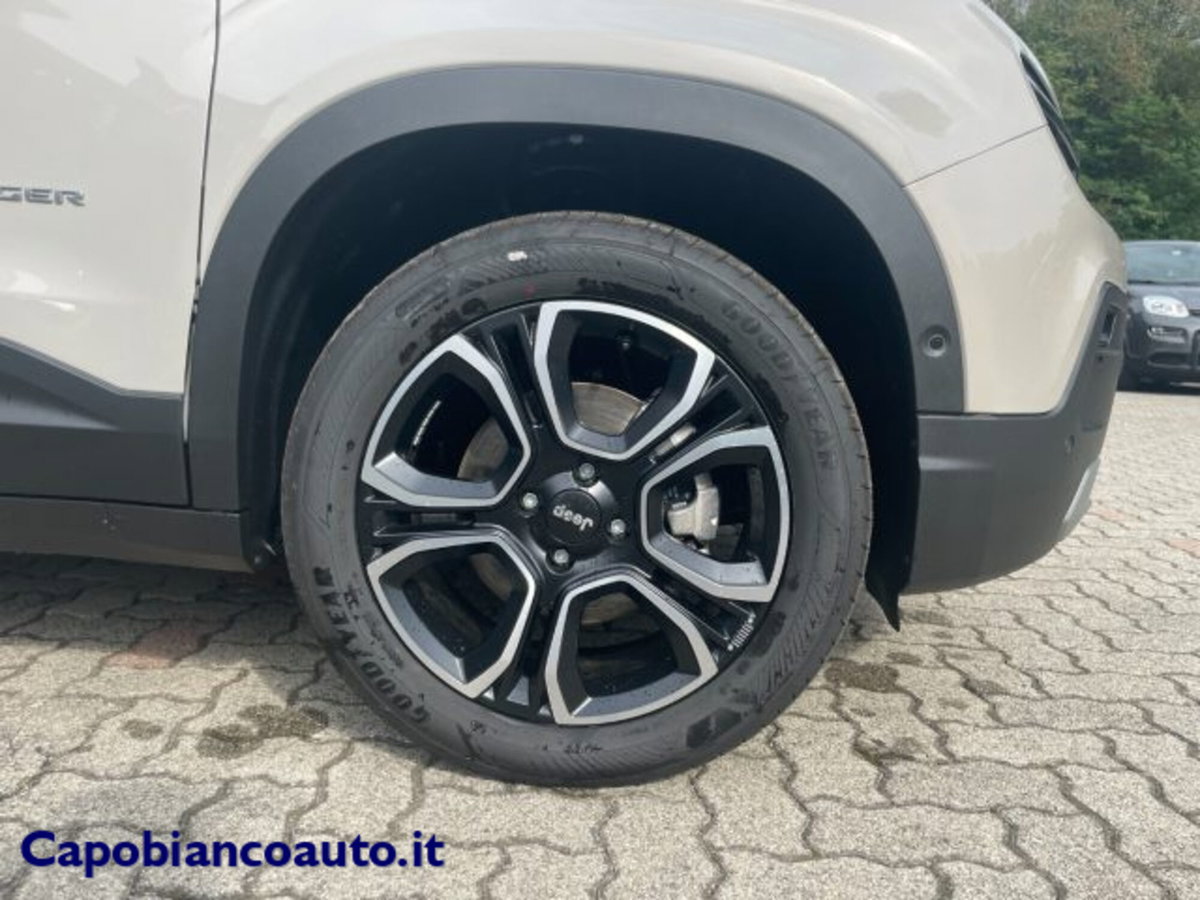 Jeep Avenger 1.2 turbo Summit fwd 100cv (9)