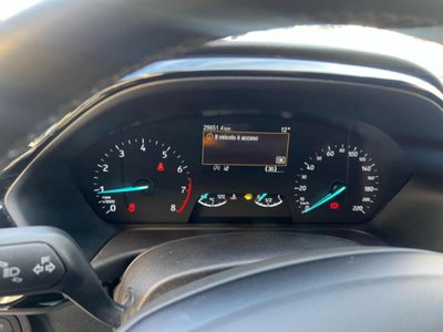 Ford Fiesta 1.1 75 CV 5 porte Titanium (10)