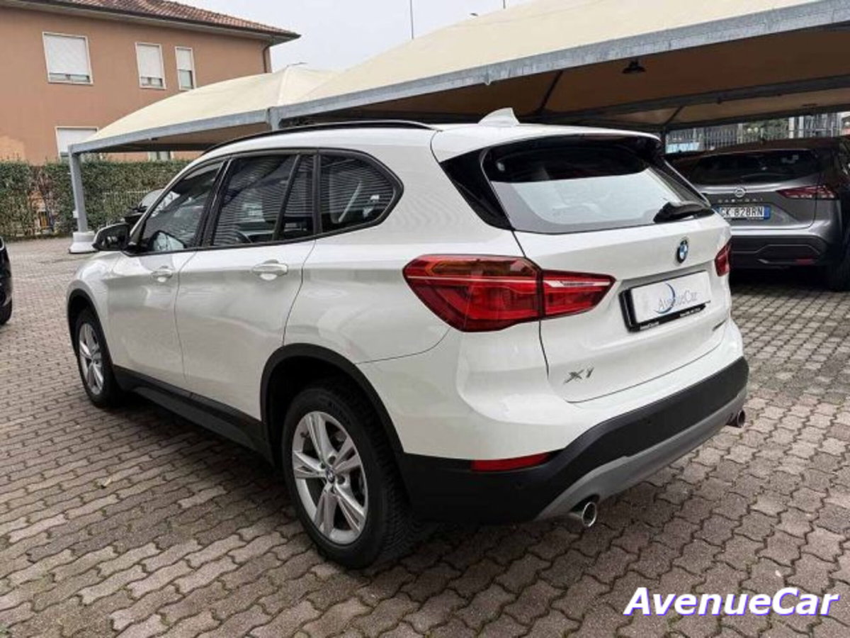 BMW X1 sDrive 18d Msport (8)