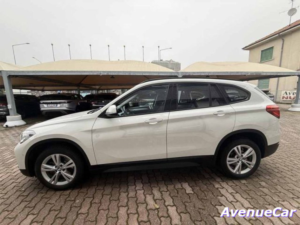 BMW X1 sDrive 18d Msport (9)