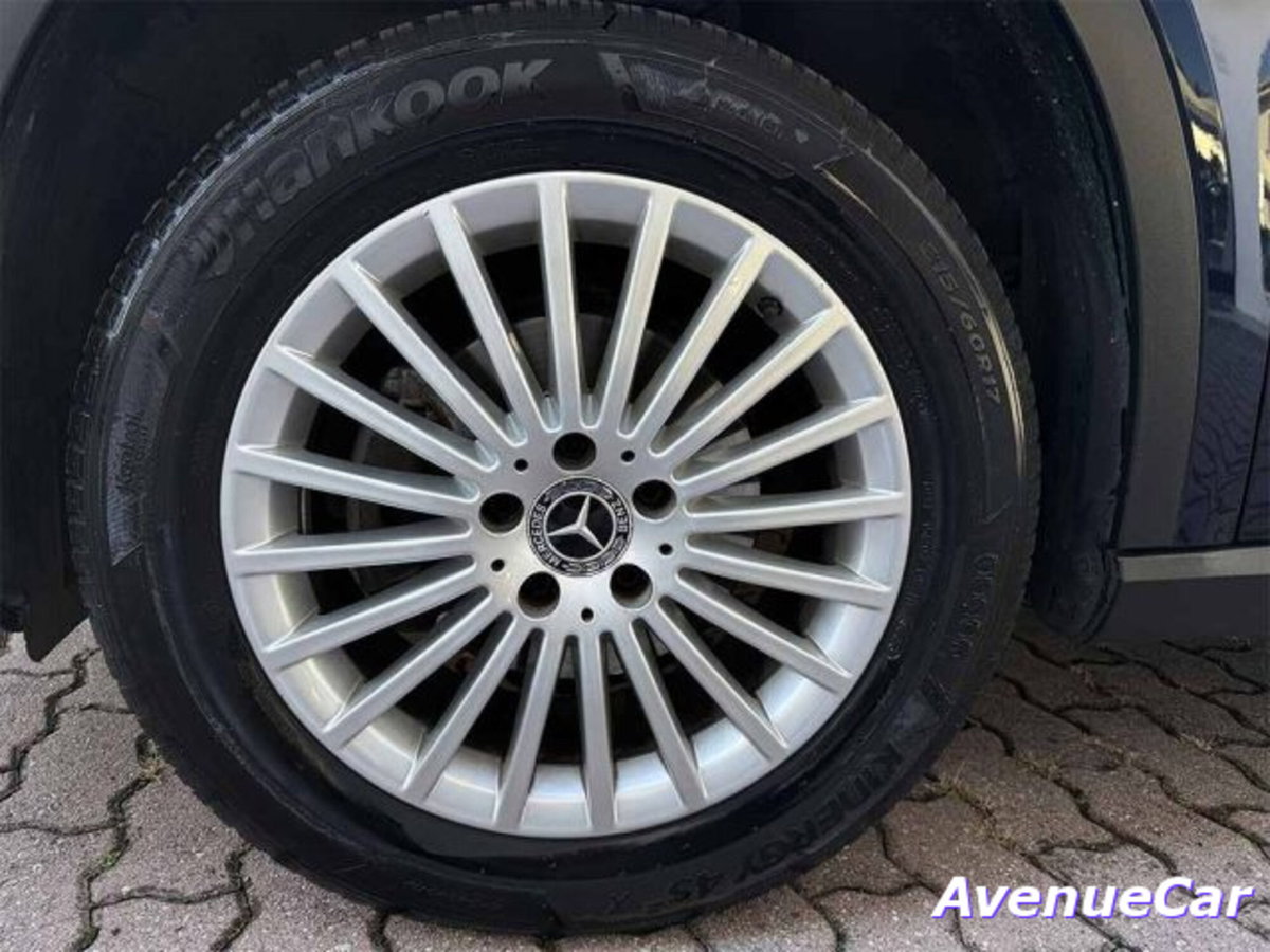 Mercedes-Benz GLA SUV 180 d Sport (10)
