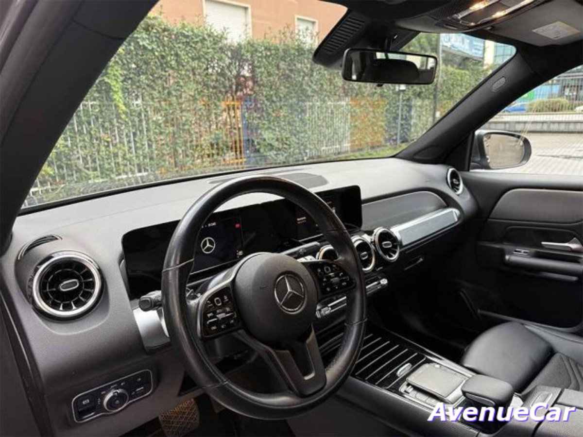 Mercedes-Benz GLB 180 d Automatic Sport (11)