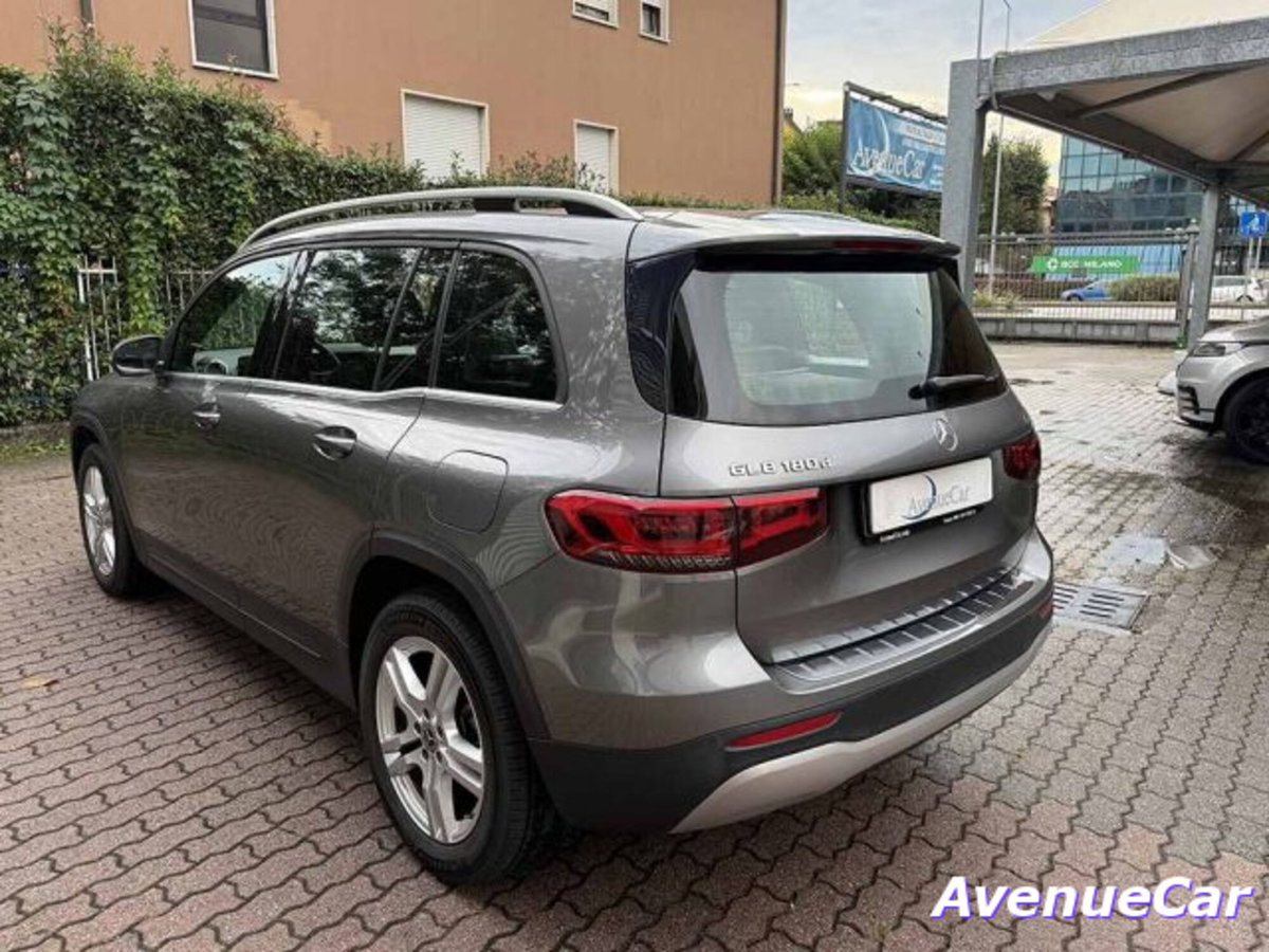 Mercedes-Benz GLB 180 d Automatic Sport (7)