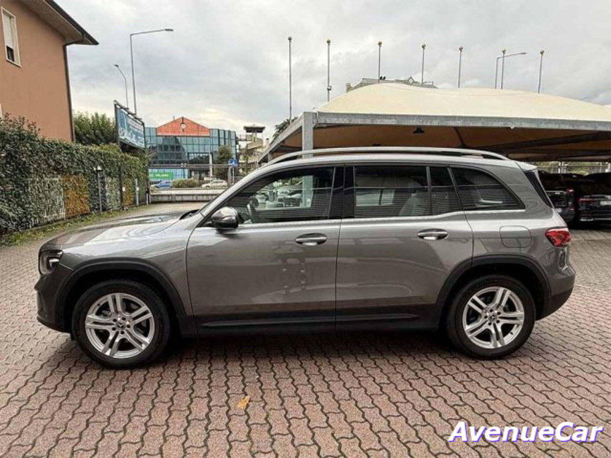 Mercedes-Benz GLB 180 d Automatic Sport (8)