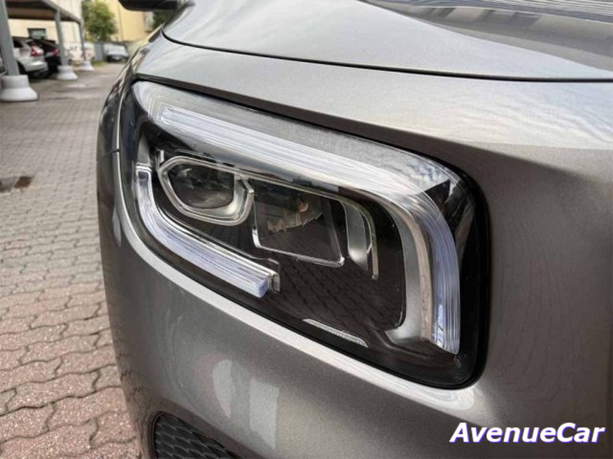 Mercedes-Benz GLB 180 d Automatic Sport (9)