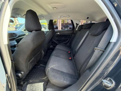 Peugeot 308 SW BlueHDi 130 S&S Allure (12)