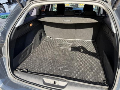 Peugeot 308 SW BlueHDi 130 S&S Allure (13)