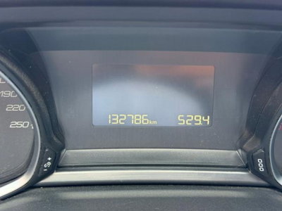 Peugeot 308 SW BlueHDi 130 S&S Allure (17)
