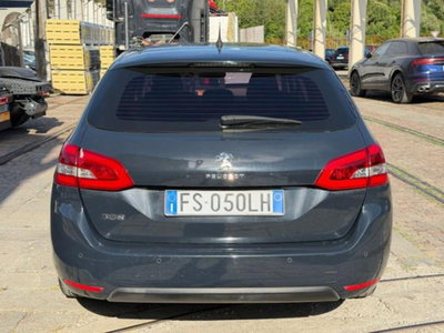 Peugeot 308 SW BlueHDi 130 S&S Allure (7)