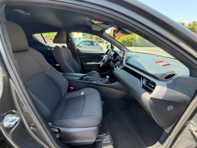 Toyota Toyota C-HR 1.8 Hybrid E-CVT Black Edition (9)