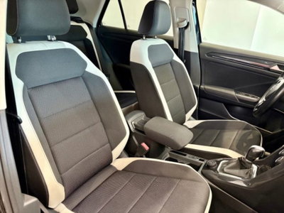 Volkswagen T-Roc 2.0 tdi R-Line 4motion 150cv dsg (9)