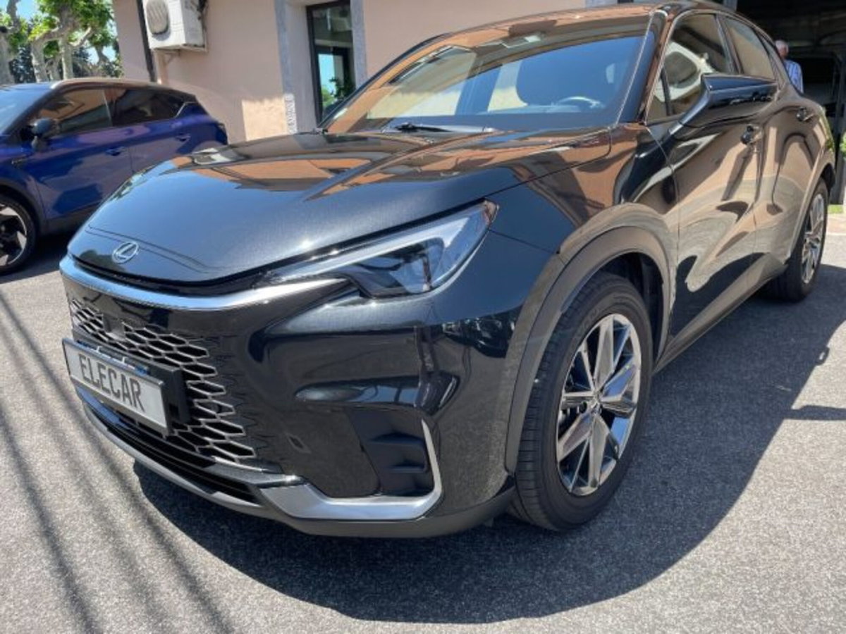 Lexus LBX 1.5 hybrid Relax 4wd