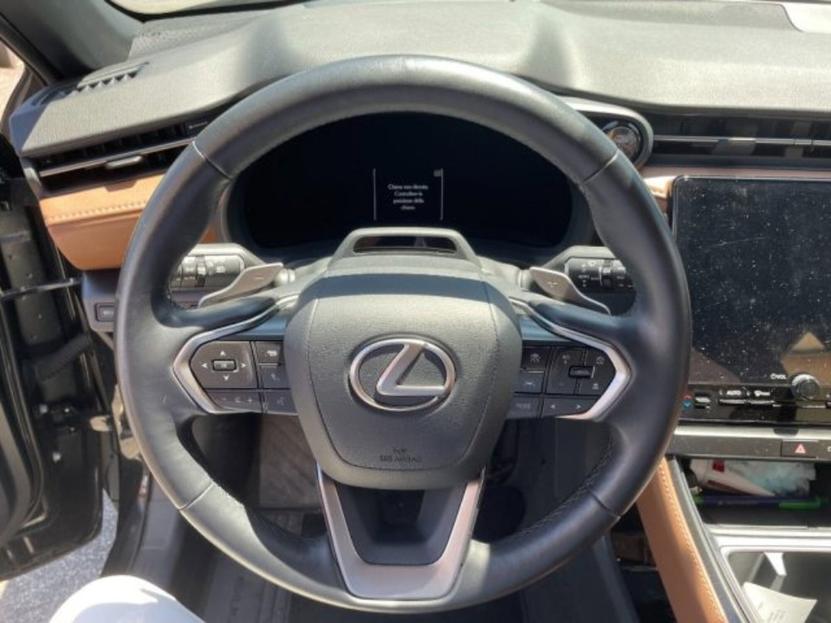 Lexus LBX 1.5 hybrid Relax 4wd (9)