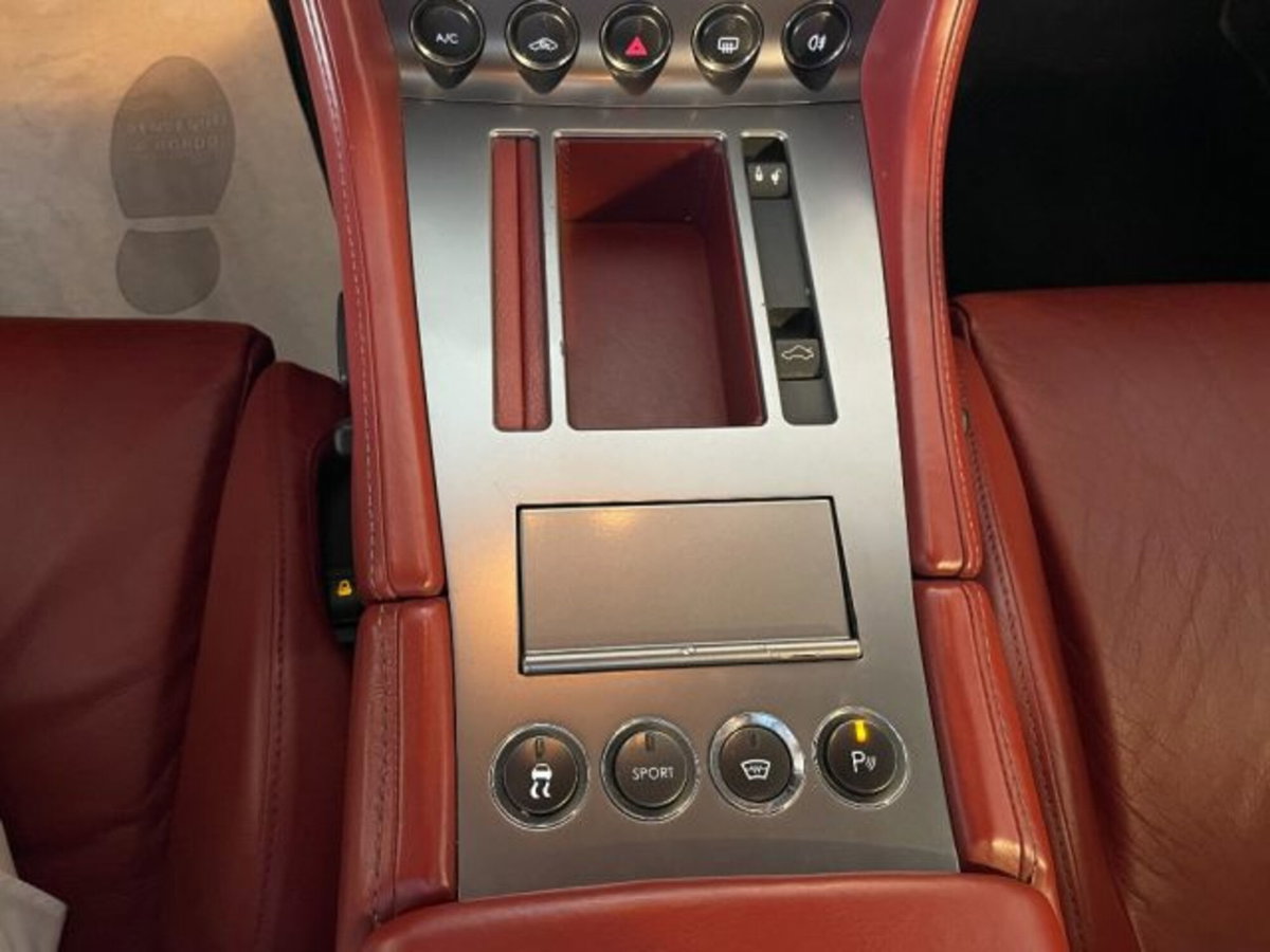 Aston Martin DB9 DB9 Coupé Touchtronic (10)