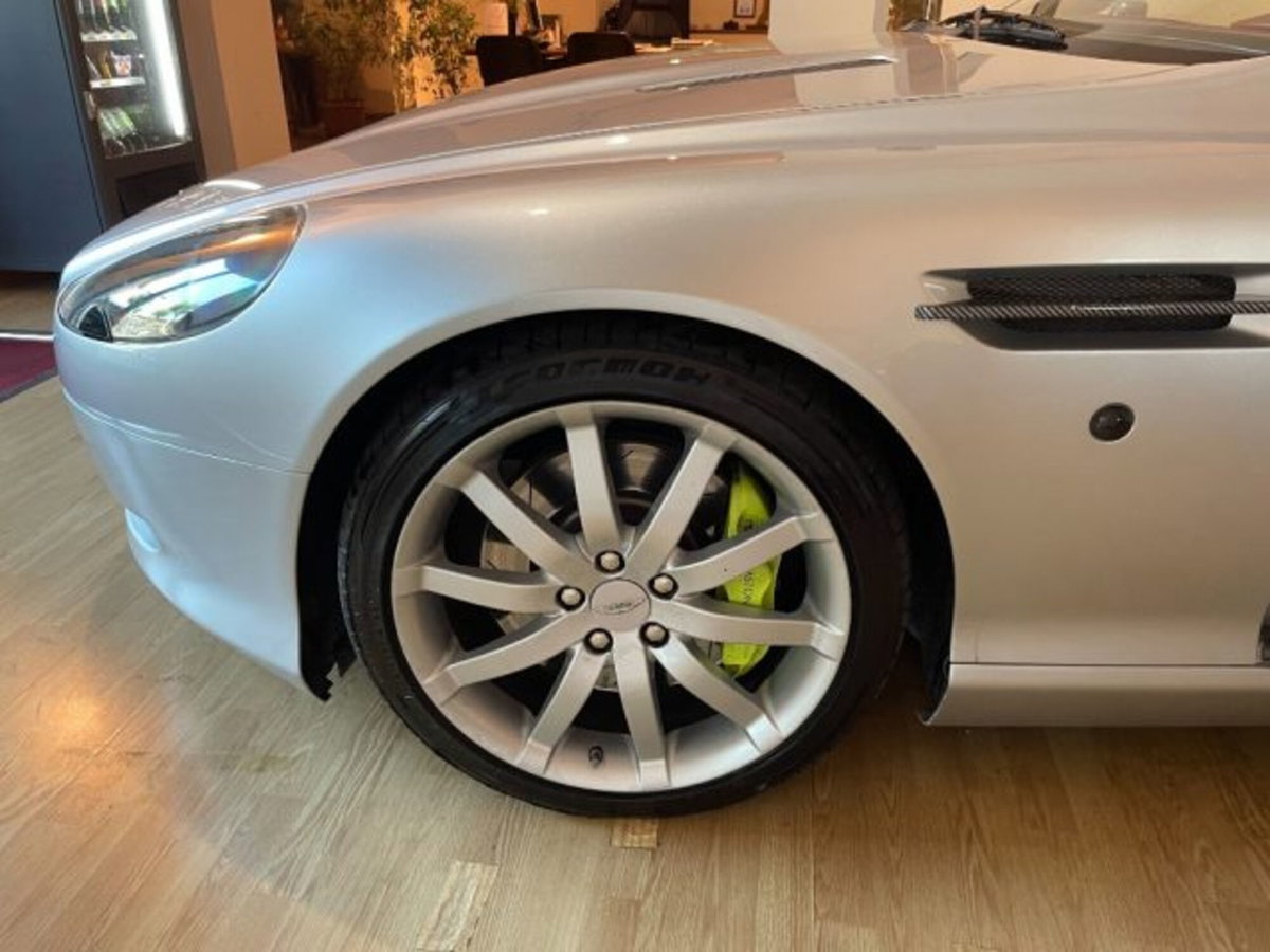 Aston Martin DB9 DB9 Coupé Touchtronic (11)