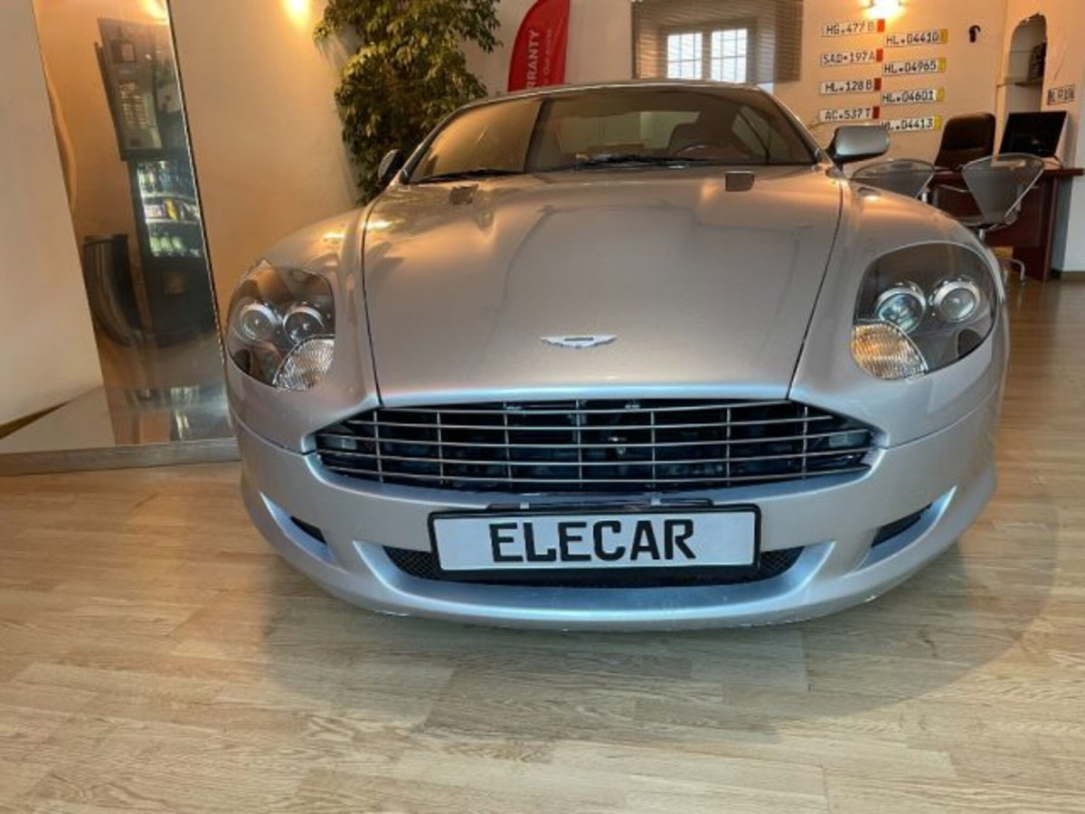Aston Martin DB9 DB9 Coupé Touchtronic (2)