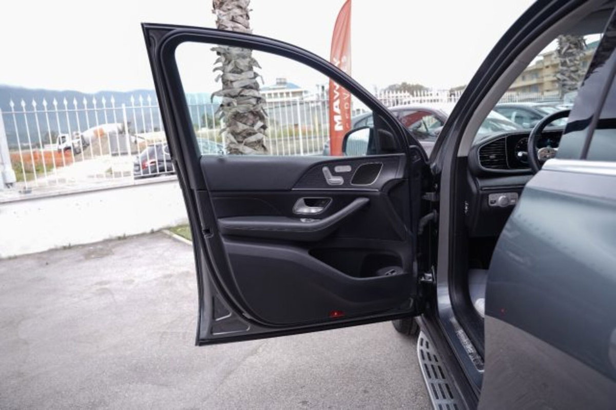 Mercedes-Benz GLE Coupé 300 d 4Matic Mild Hybrid Coupé Premium Pro (3)