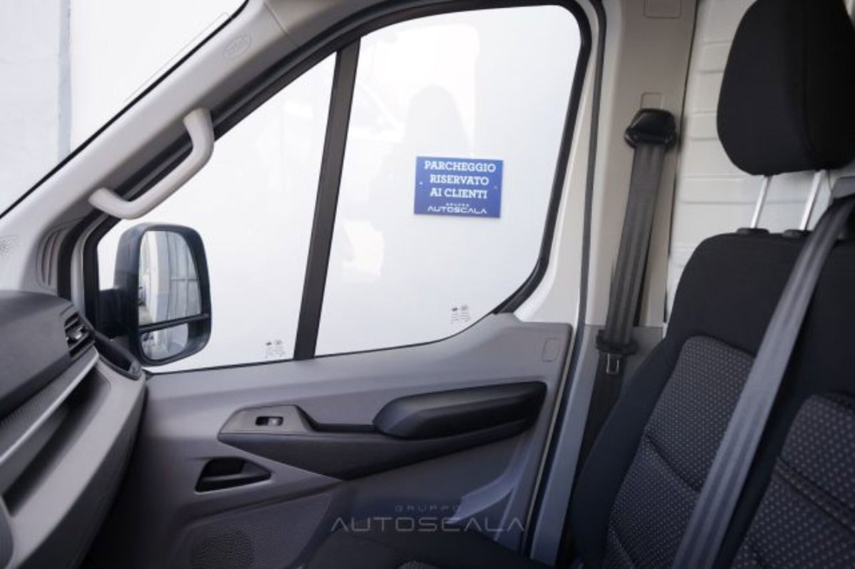 Maxus Deliver Furgone Deliver 9 2.0 crdi 150cv L3H2 rwd my26 (14)