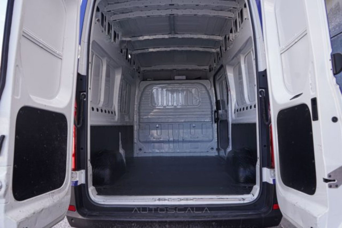 Maxus Deliver Furgone Deliver 9 2.0 crdi 150cv L3H2 rwd my26 (19)