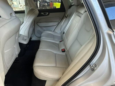 Volvo XC60 B5 (d) AWD Geartronic Inscription (12)