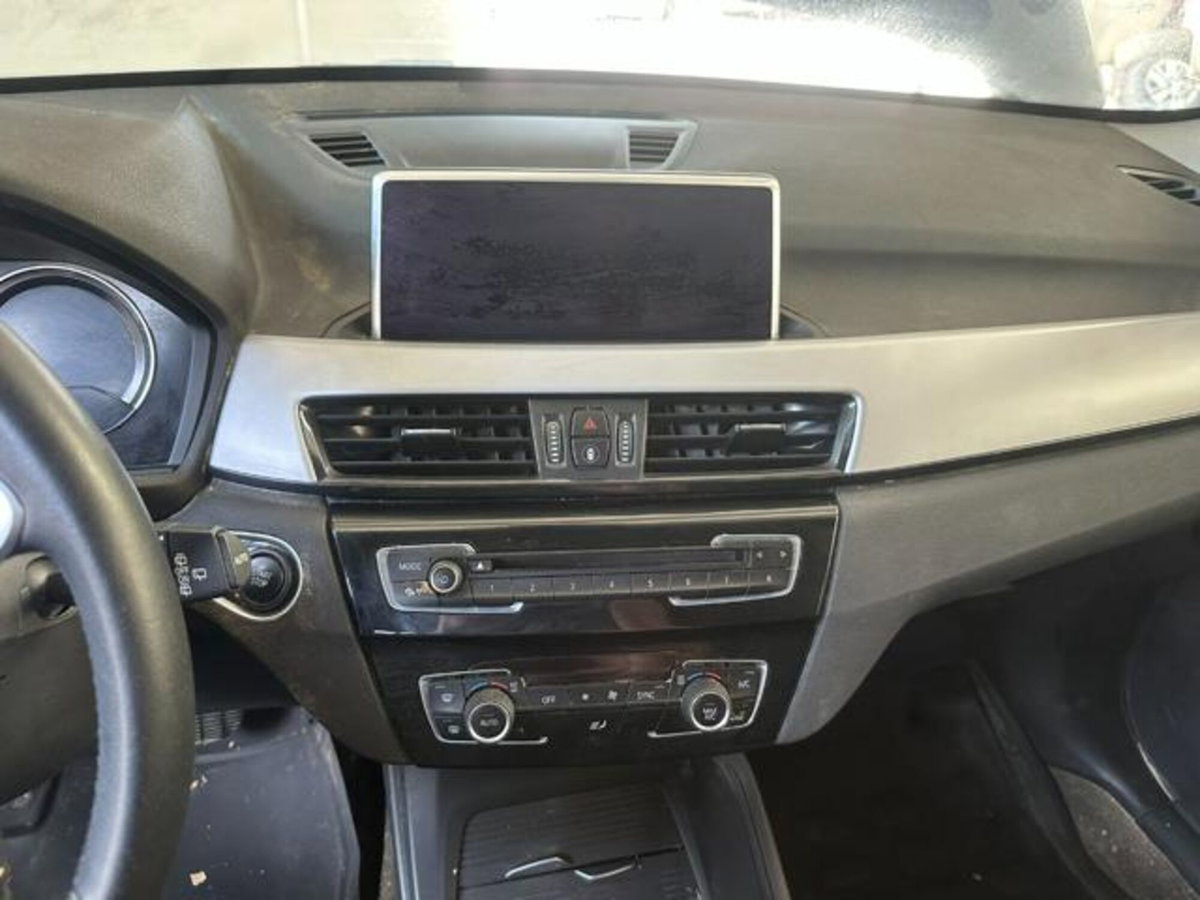 BMW X1 xDrive25e Business Advantage (17)