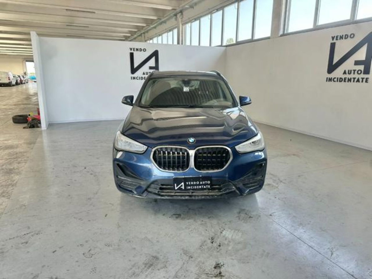 BMW X1 xDrive25e Business Advantage (2)