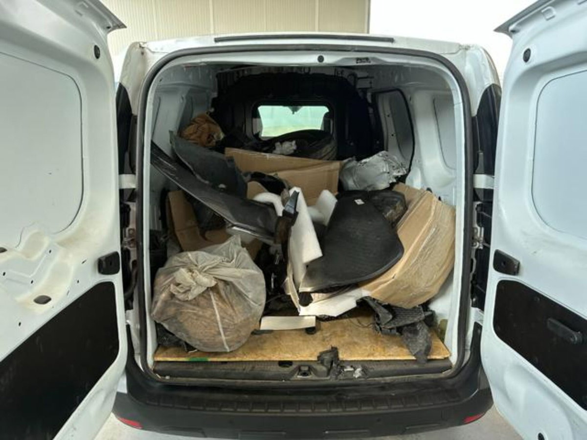 Renault Kangoo Blue dCi 95CV Express Maxi Combi Ice Plus (16)
