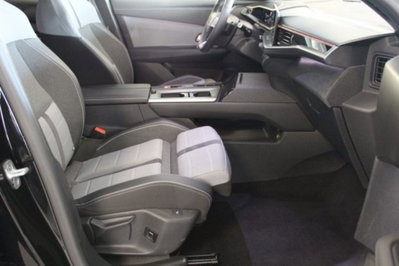 Opel Grandland 1.2 hybrid GS 145cv e-dcs6 (11)