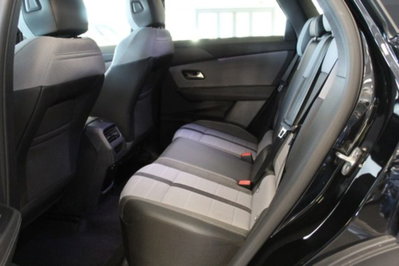 Opel Grandland 1.2 hybrid GS 145cv e-dcs6 (19)