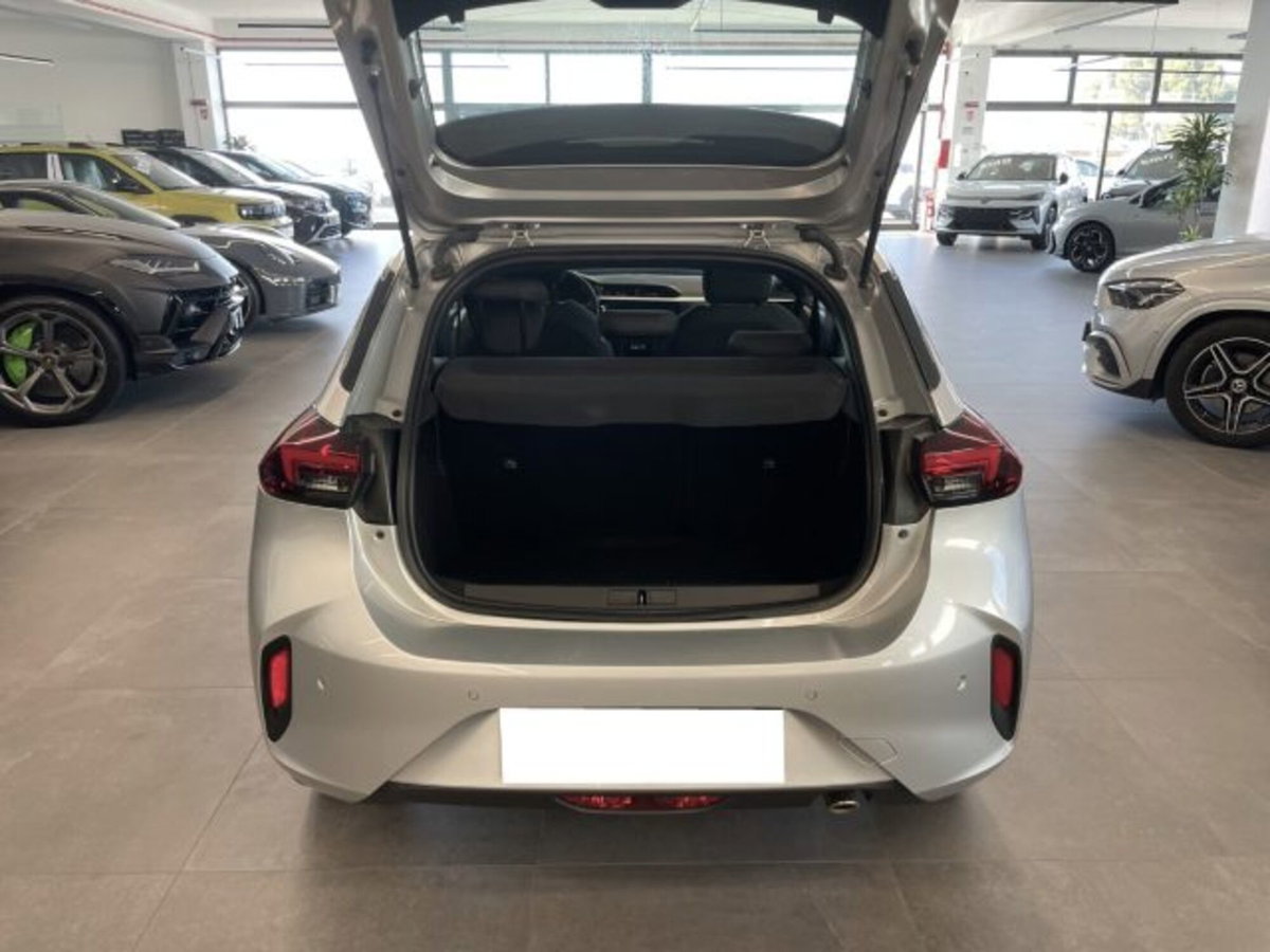 Opel Corsa 1.2 100 CV GS Line (10)